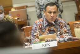 Enam Jenderal Polisi Dilantik Jadi Pegawai Struktural KPK