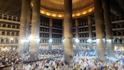 Darurat Corona, Indonesia Berpotensi Hadapi Masa Kritis Jelang Ramadan