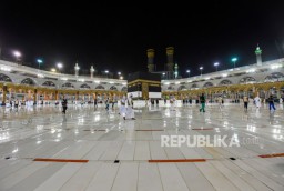 Jemaah Haji Laksanakan Thawaf Qudum di Tengah Pandemi Covid-19