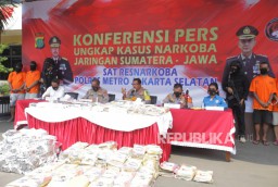 Selundupkan Sabu 131 Kilogram di Tumpukan Batu Bata, 2 Kurir Ditangkap