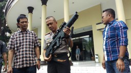 Polrestabes Surabaya Telusuri Senjata Penembak Mobil Pejabat Pemkot 