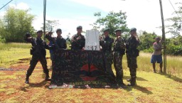 Melihat Perjuangan Satgas TNI Mengontrol Patok Perbatasan