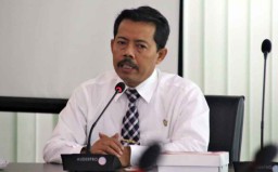 Rektor UINSA Minta Wadir Pascasarjana dan Kaprodi Magister Islam Damai