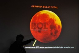 Gerhana Bulan Total, Banjir Rob di Pesisir Surabaya Diperkirakan hingga 29 Mei