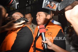 Jadi Tersangka dan Ditahan, Bupati Saiful Ilah Yakin KPK Salah Tangkap