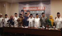  Khofifah-Emil Akan Menangkan Jokowi Melalui Jaringan Kiai-Santri