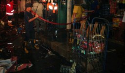 Pasar Barat Magetan Terbakar, 6 Kios Pedagang Ludes
