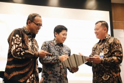 Kemenhub Tunjuk Pelindo III Layani Jasa Pandu dan Tunda di Tiga Selat