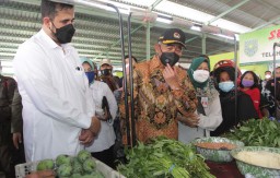 Pasar Tradisional Syariah dan Gelaran Produk UMKM-IKM Kota Probolinggo Dibuka
