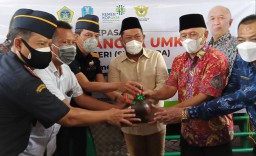 Menkop UKM dan Bupati Gresik Lepas Ekspor Mangga ke Singapura