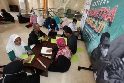 Minat Tuna Netra di Surabaya dalam Membaca Al-Quran Braille Meningkat