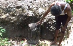'Watu Ondo' Misterius dan Arca Tanpa Kepala di Permukiman Warga Ponorogo