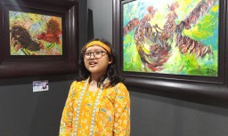 Gelar Pameran Tunggal, Aliya Dapat Apresiasi dari Kartika Affandi