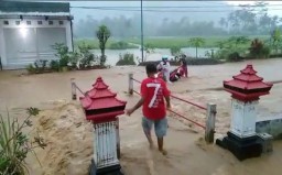 Pilihan Pembaca: Pengakuan Ibu Pembuang Bayi hingga Banjir Rendam Dua Desa
