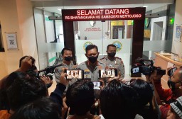 Pengemudi Mobil Vanessa Angel Dites Urine, Begini Hasilnya