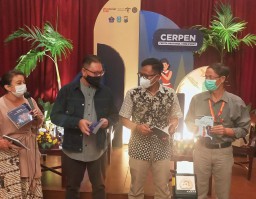 Dongkrak Pariwisata Kemenparekraf Sosialisasi Buku Panduan CHSE