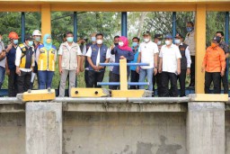 Antisipasi Banjir di Sampang, Khofifah Tinjau Tiga Rumah Pompa Kemuning