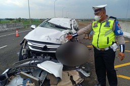 Pengemudi Mobil Vanessa Angel Akui Ngebut dan Sempat Bermain Ponsel