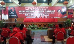 PDIP Jatim Sentil Kinerja Wawali Surabaya Armuji