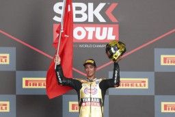 Pebalap asal Turki, Toprak Razgatlioglu Juara Dunia WSBK di Mandalika