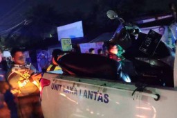Pilihan Pembaca: Biker Tewas hingga Mobil Tabrak Pembatas Tol Gempas