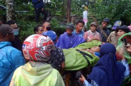 Turun dari Puncak Sejati Gunung Raung, Pendaki ini Mendadak Pingsan