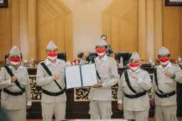 APBD Disahkan Rp 10,4 Triliun, Ketua DPRD: Ini Kado Surabaya di Hari Pahlawan