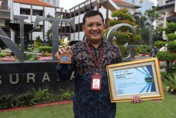 Untag Surabaya Raih Dua Penghargaan Anugerah Kampus Unggulan 2021