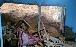 Tembok Rumah Warga Ponorogo Jebol Dihantam Tebing Longsor
