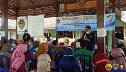 Puluhan Pedagang di Kabupaten Madiun Dikenalkan Ciri-ciri Rokok Ilegal