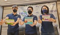 Peringati Hari Kesehatan Nasional, TBO Bagi Suplemen ke Lansia