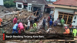 Video: Banjir Bandang Terjang Kota Batu