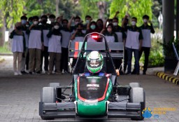 Tim Anargya ITS Siap Bertanding di FSAE Japan 2022
