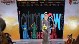Mengintip Ratusan Wanita Cantik di Final Top Model Indonesia Jatim 2021