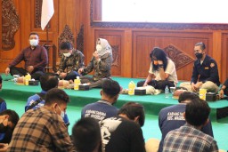 Wali Kota Mojokerto Ning Ita Ajak Anak Muda Tangkal Hoaks