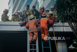 Kebakaran di Gedung Cyber, Dua Orang Tewas