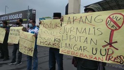 Dituduh Beritanya Hoaks, Puluhan Jurnalis di Sidoarjo Geruduk Polres