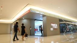 Bank OCBC NISP Hadirkan Financial Fitness Gym Pertama di Indonesia