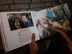 Rayakan Hari Ibu, PFI Kota Surabaya Bedah Buku "IBU" Khofifah Indar Parawansa