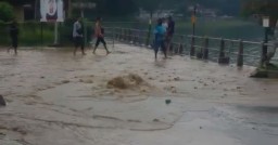 Jalan Wisata Telaga Ngebel Ponorogo Jebol, Lalu Lintas Dialihkan