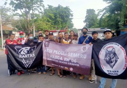 Kampung Arek Surabaya Galang Donasi untuk Korban Erupsi Semeru