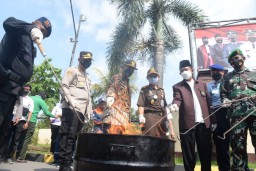 Polres Madiun Kota Musnahkan Sabu hingga Knalpot Brong