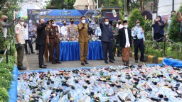 Polres Malang Musnahkan BB Miras dan Narkoba Hasil Kinerja Satreskoba 1 Tahun