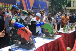 Polisi Minta Warga Surabaya Tak Lakukan Pawai Saat Malam Tahun Baru