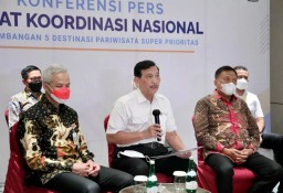 Luhut Pimpin Rakornas Pengembangan Lima Destinasi Pariwisata Super Prioritas