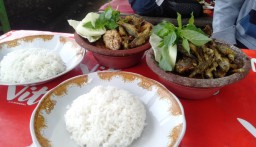 Cicipi Sambel Wader, Kuliner Khas Mojokerto di Kawasan Wisata Sejarah Trowulan