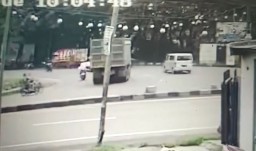 Dua Siswi di Pasuruan Meninggal Tertabrak Truk