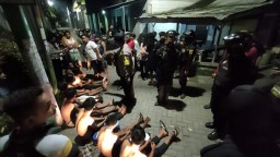 Polsek Sukomanunggal Amankan Sajam dan Remaja Hendak Tawuran di Surabaya