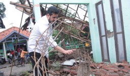 Atap Gedung Aula Kelurahan Jrebeng Lor Kota Probolinggo Ambruk, Dibangun 2022