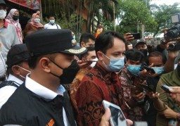 Tinjau Pasar Wonokromo Surabaya, Wamendag: Harga Cukup Terkendali